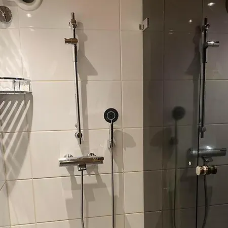 아파트 Kaupinpirtti, Yllaes, Aekaeslompolo, , Lapland - Silver Log With And Fell Scenery *