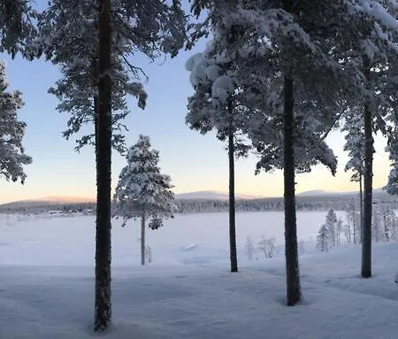 Kaupinpirtti, Yllaes, Aekaeslompolo, , Lapland - Silver Log With And Fell Scenery