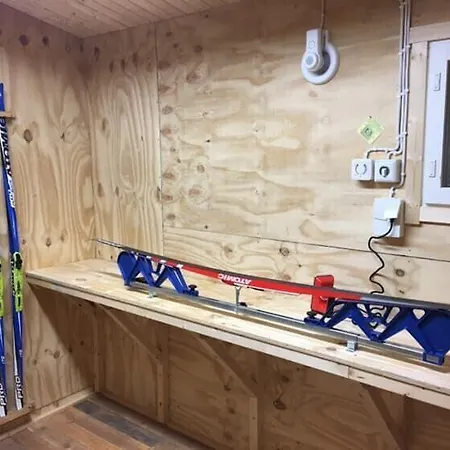 Kaupinpirtti, Yllaes, Aekaeslompolo, , Lapland - Silver Log With And Fell Scenery *