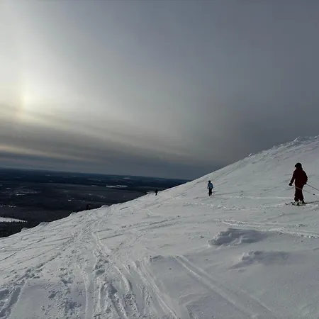 Kaupinpirtti, Yllaes, Aekaeslompolo, , Lapland - Silver Log With And Fell Scenery 아파트 Äkäslompolo