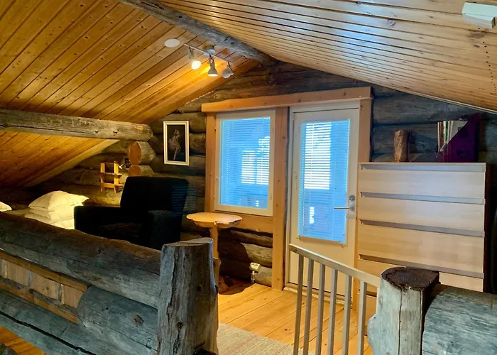 Kaupinpirtti, Ylläs, äkäslompolo, , Lapland - Silver Log With Lake&fell Scenery Lägenhet Äkäslompolo